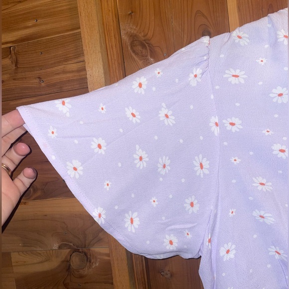 New with tags - Ann Taylor Loft lavender flutter sleeved blouse - Picture 3 of 5